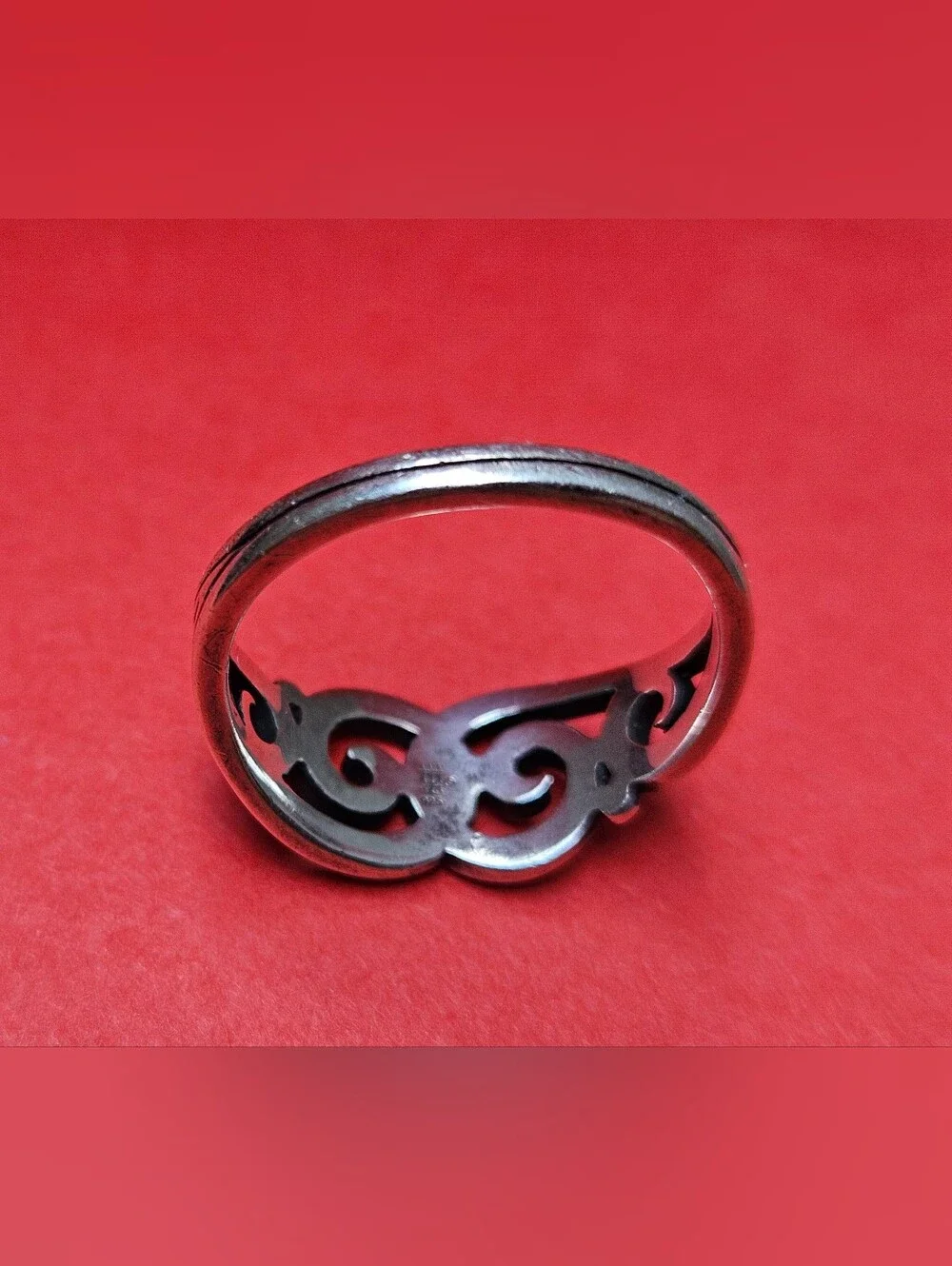 James Avery Retired Gentle Waves Sterling Silver Ring - Size 7.5